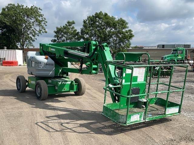 2015 Genie Z45/25J DC Articulating Boom Lift