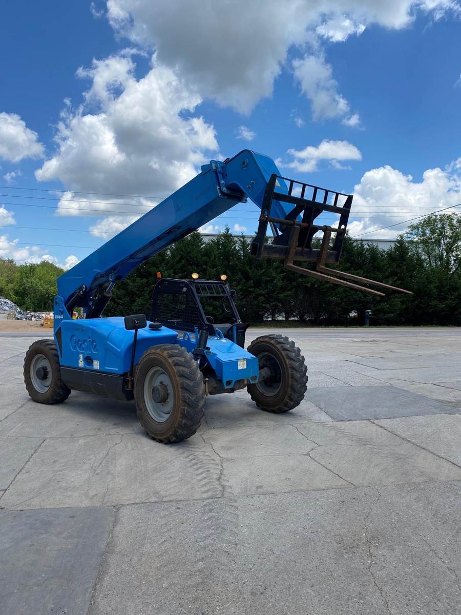 2014 Genie GTH-844 Telehandler - 8000lb Capacity, 44ft Lift Height