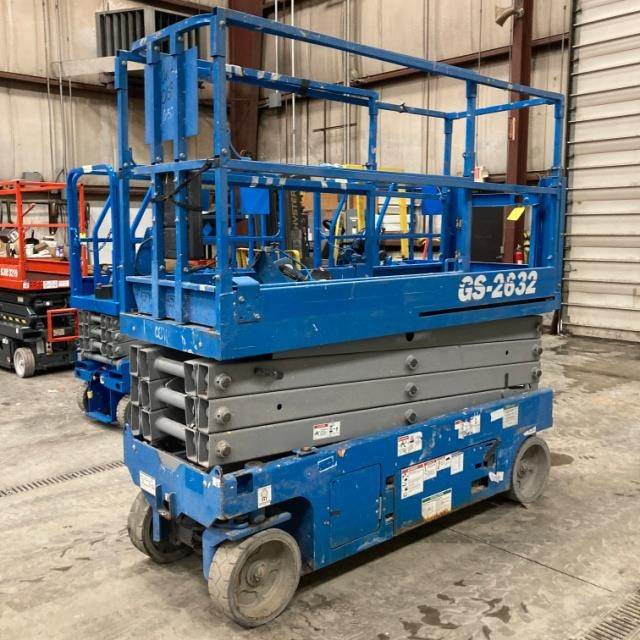 2017 Genie GS-2632 Scissor Lift