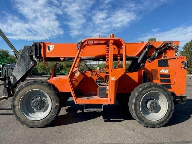 2016 SkyTrak 8042 Telehandler