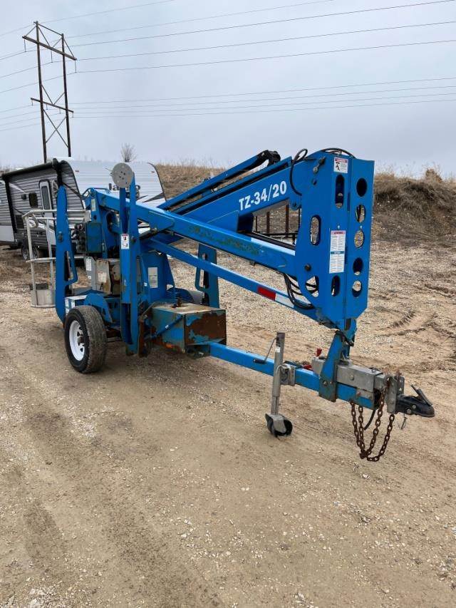 2015 Genie TZ-34/20 Towable Boom Lift