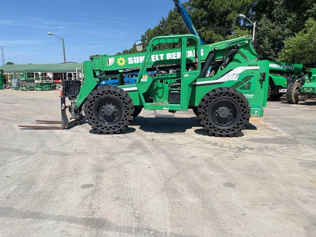 2015 SkyTrak 6036 Telehandler