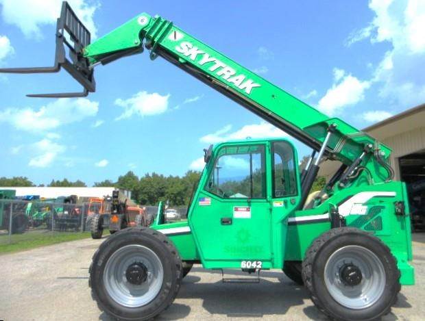 2012 SkyTrak 6042 Telehandler - 6000lb Capacity, 42ft Lift Height