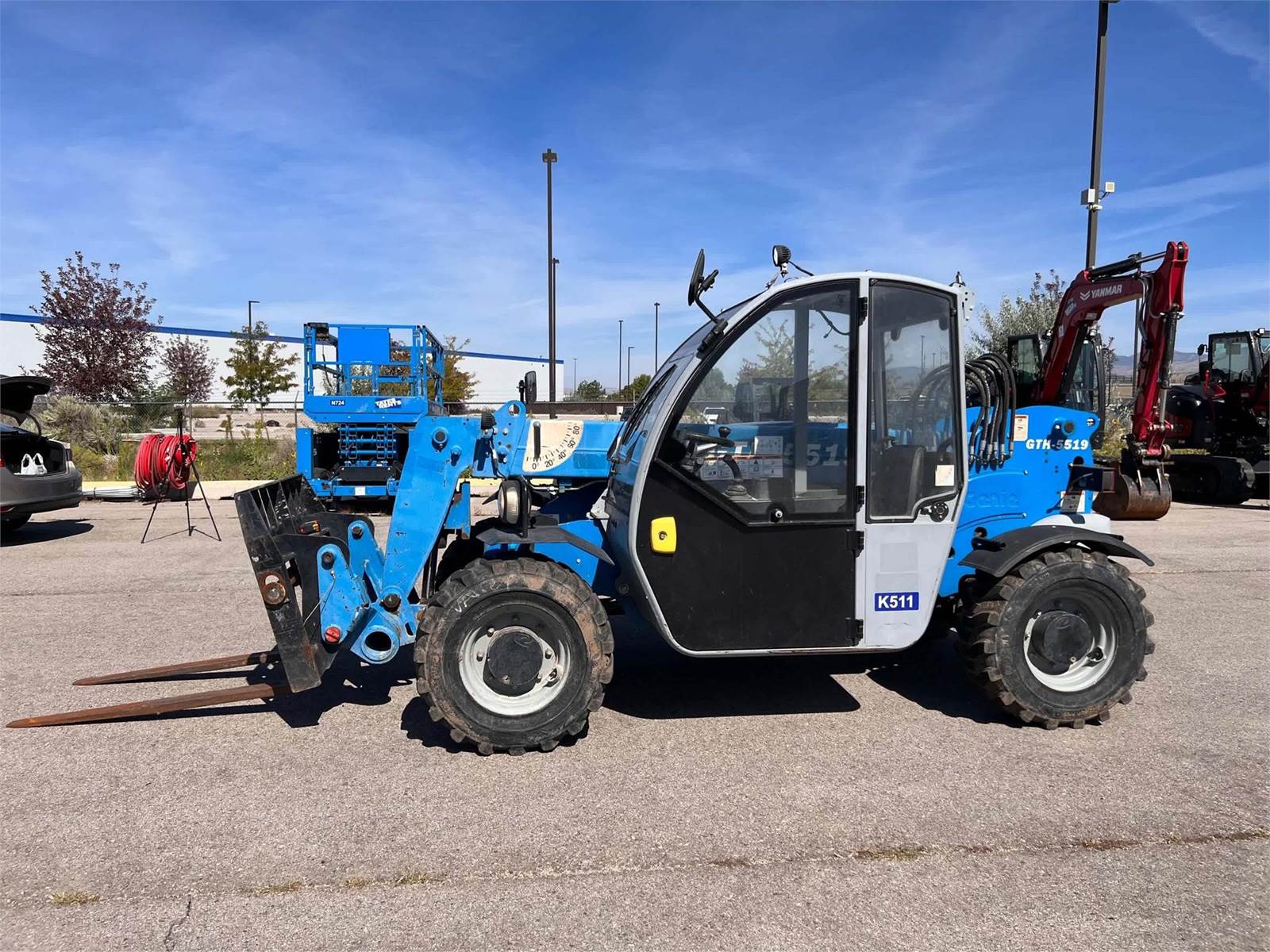 2014 Genie GTH-5519 Telehandler - 5500lb Capacity, 19ft Lift Height