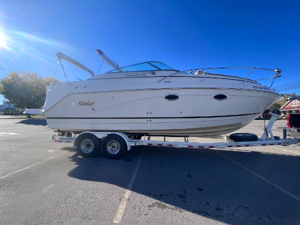 2004 Rinker Fiesta Vee 270