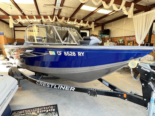 2017 Crestliner 1750 Super Hawk