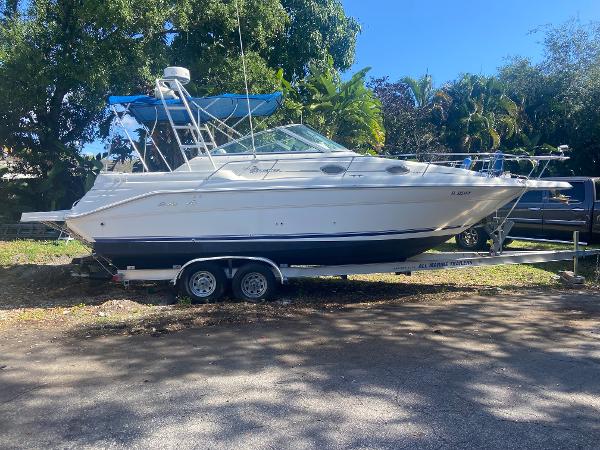 1996 Sea Ray 270 Sundancer