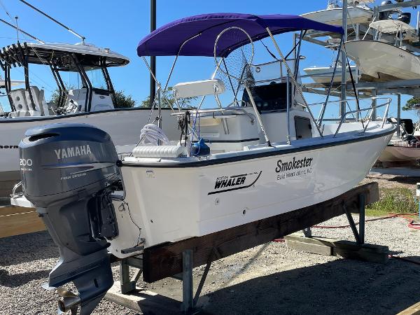 1997 Boston Whaler 21 Outrage