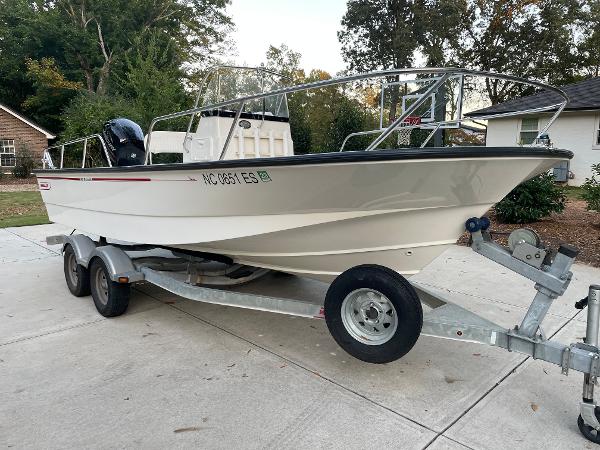 2013 Boston Whaler 190 Montauk