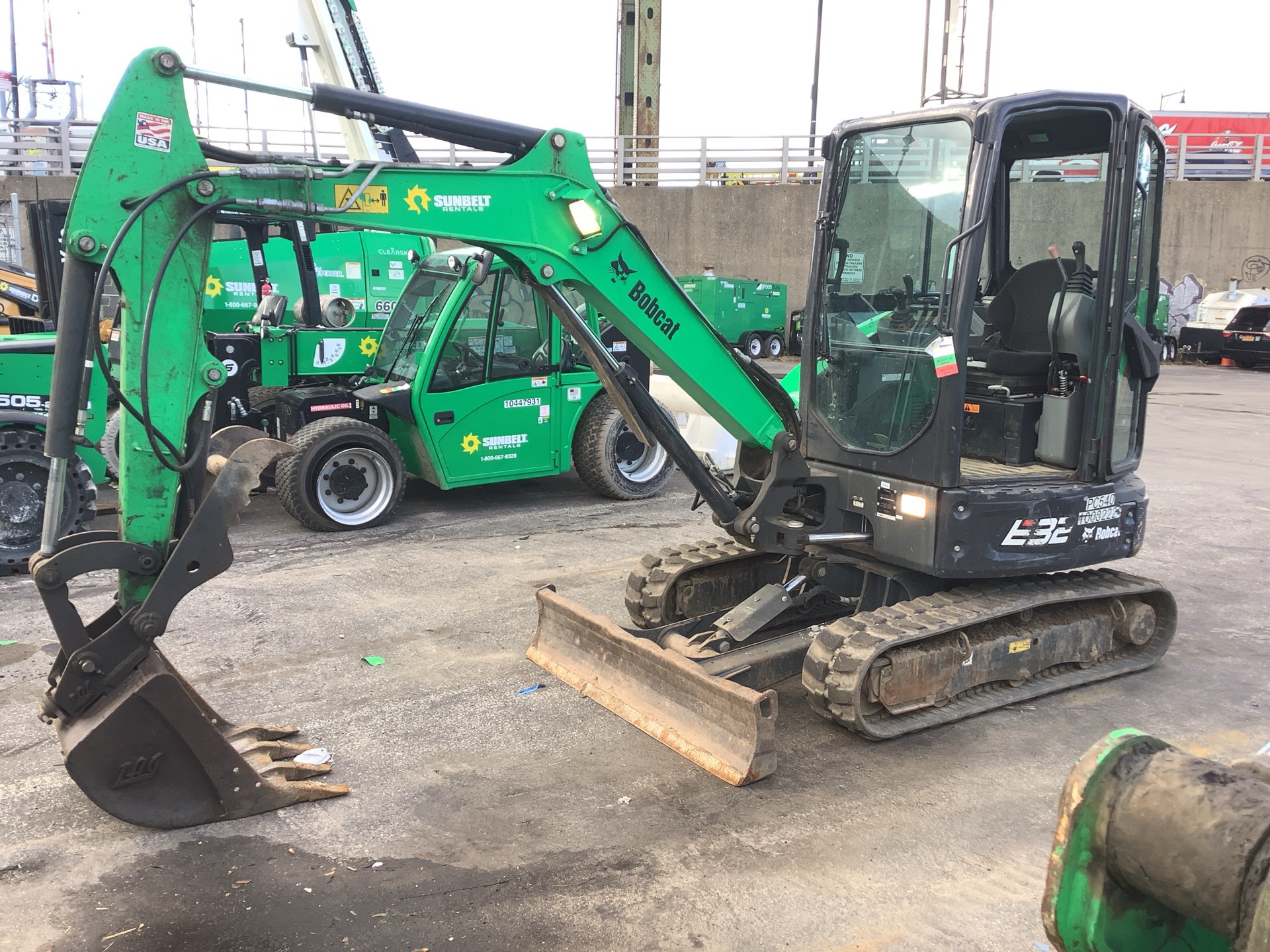 2018 Bobcat E32i Mini Excavator