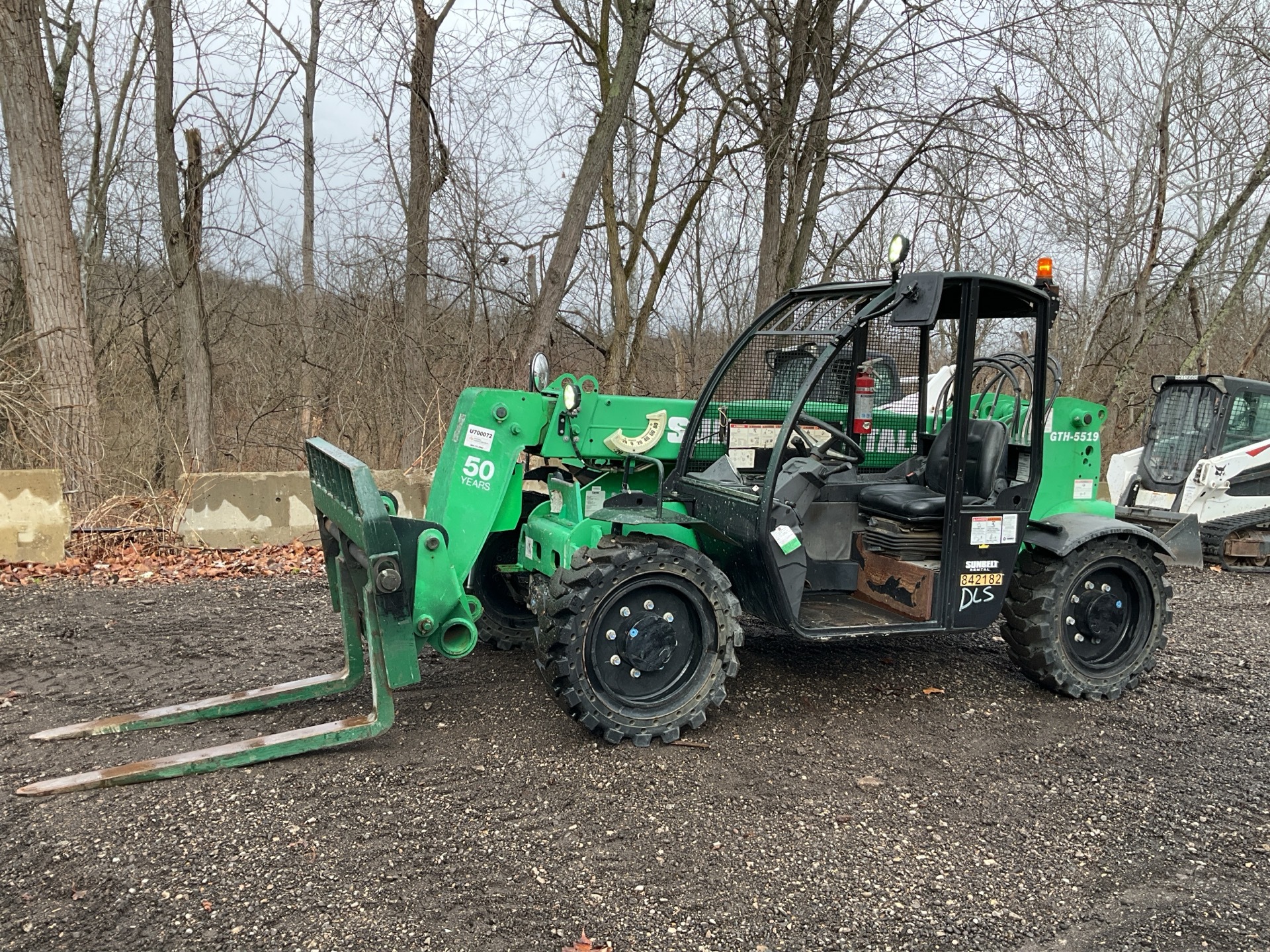 2016 Genie GTH-5519 Telehandler