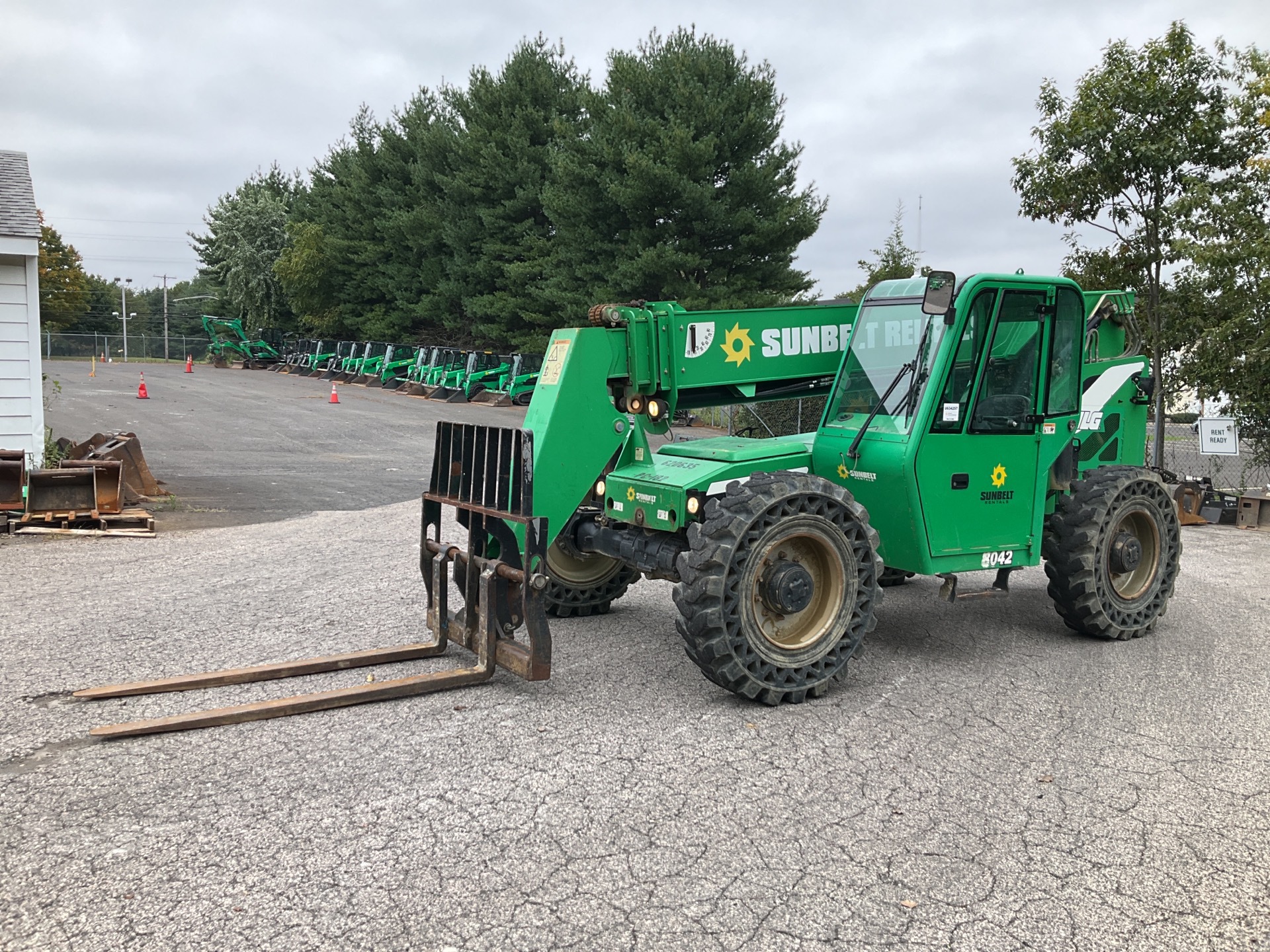 2014 SkyTrak 8042 Telehandler