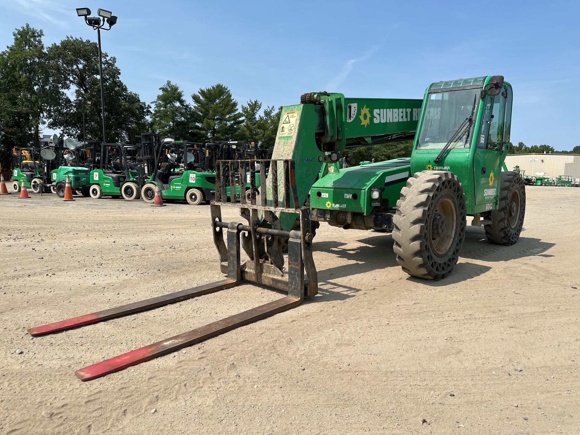 2014 SkyTrak 6042 Telehandler