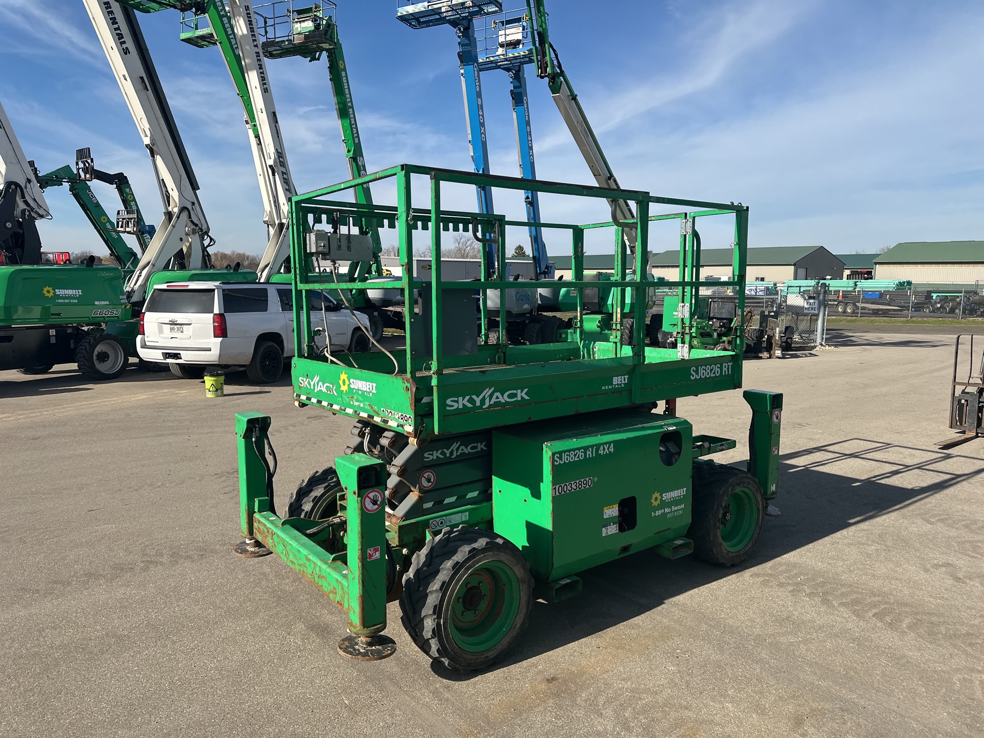 2018 Skyjack SJ6826 RT Dual Fuel 4x4 Scissor Lift