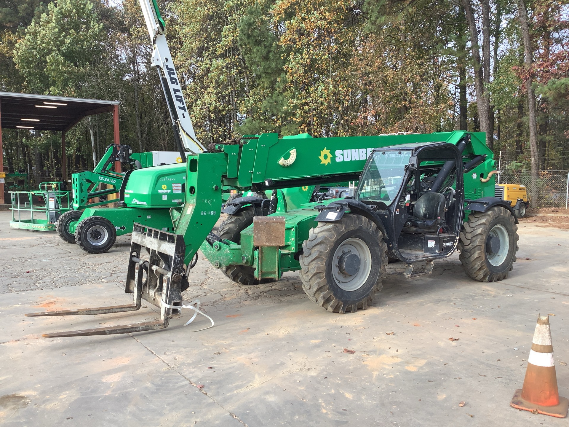 2016 Genie GTH-1056 Telehandler