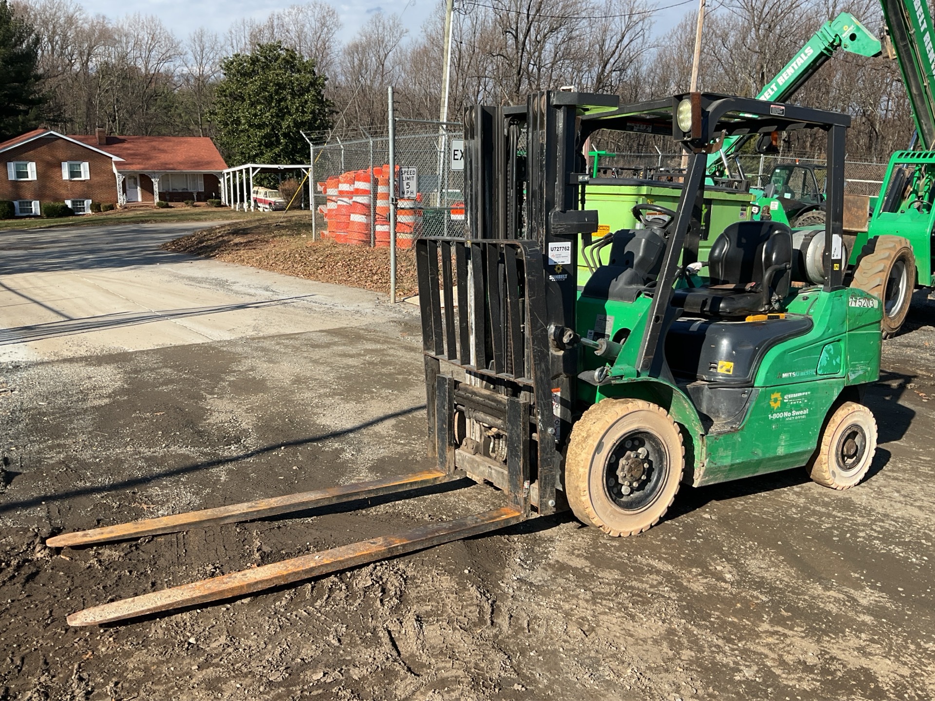 2015 Mitsubishi FG25N 4600 lb Pneumatic Tire Forklift