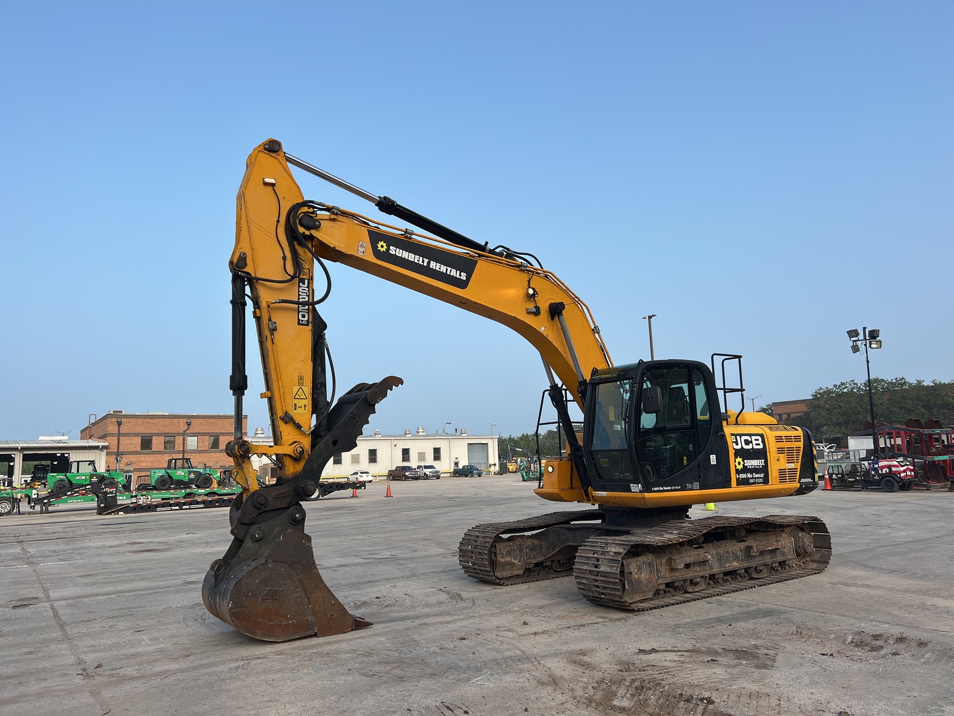 2018 JCB JS220LC Tracked Excavator