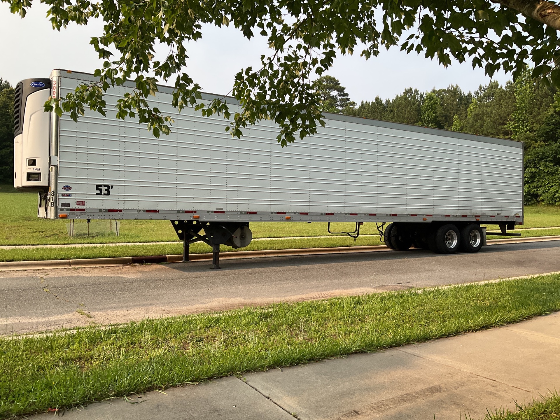 2014 Utility 53 ft x 102 in T/A Refrigerated Trailer