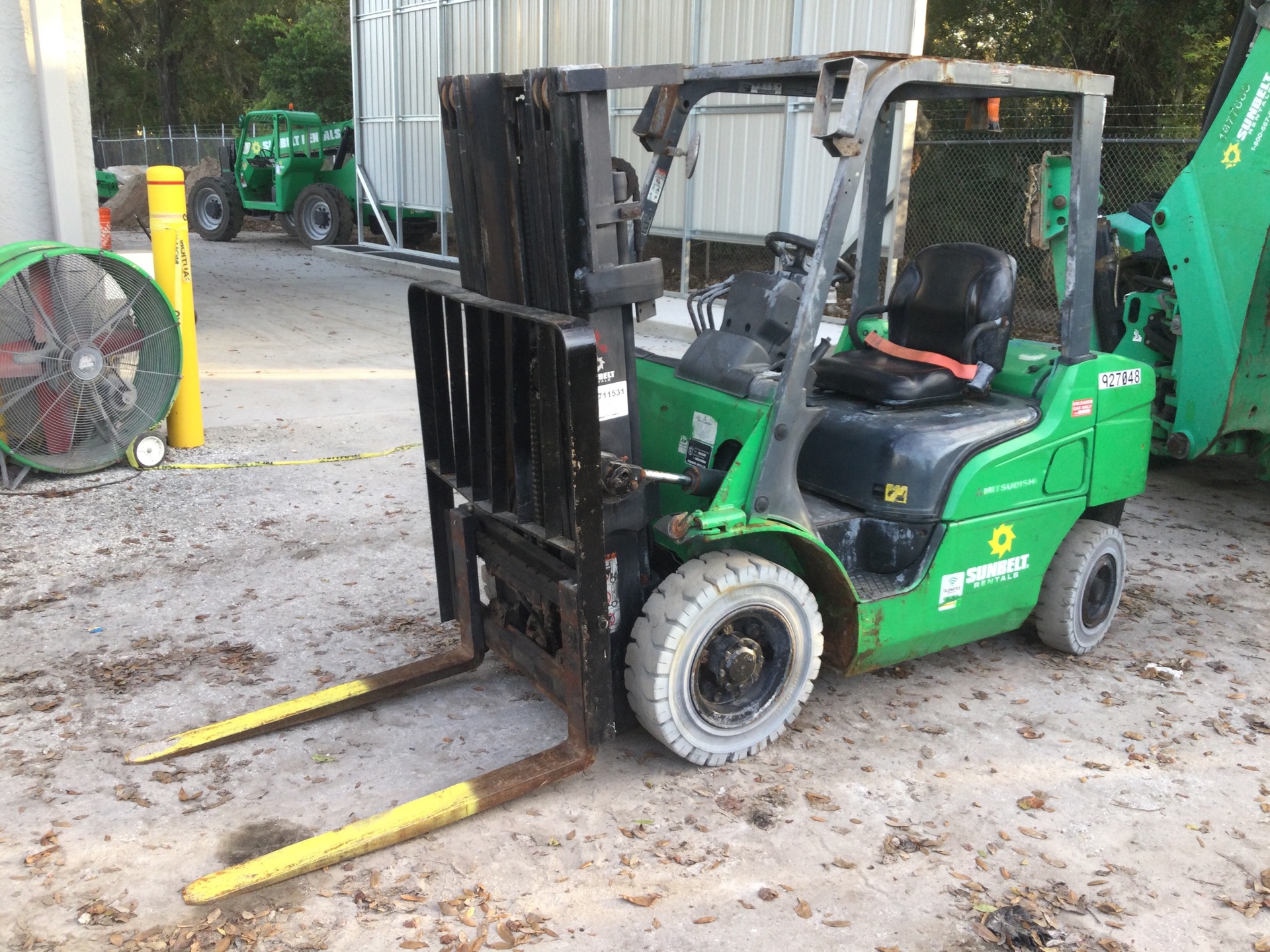 2016 Mitsubishi FG25N 4600 lb Pneumatic Tire Forklift