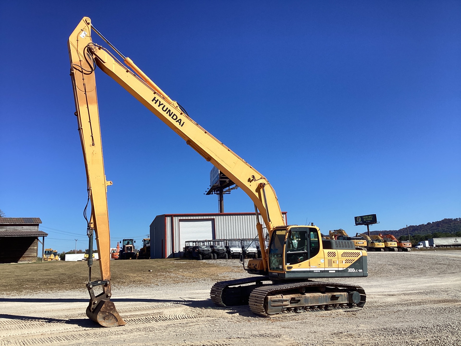 2013 Hyundai Robex 300LC-9A Long Reach Tracked Excavator