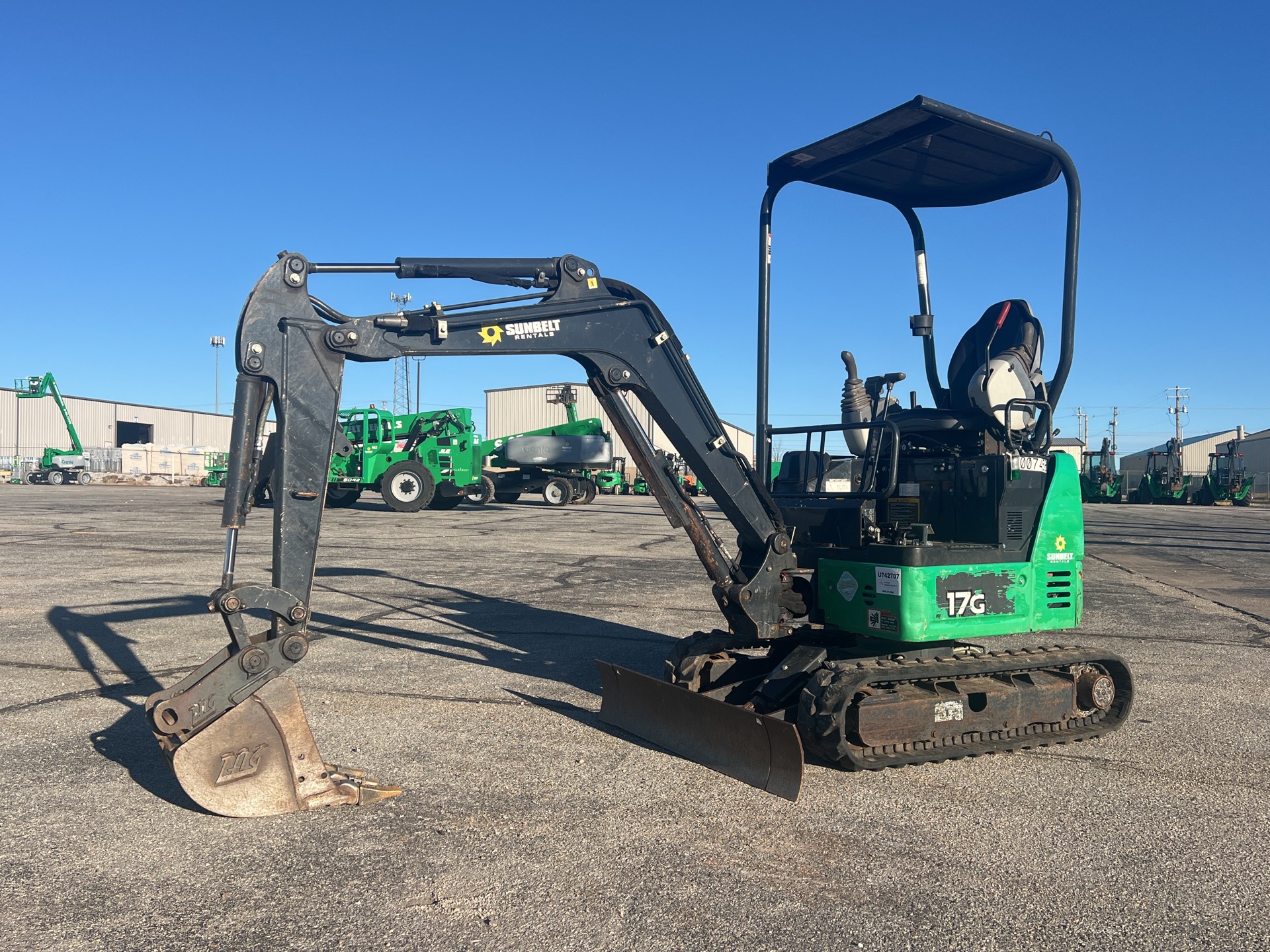 2017 John Deere 17G Mini Excavator