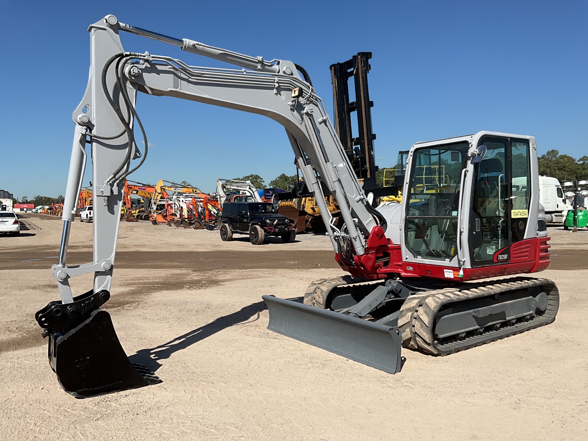 2016 Takeuchi TB290 Mini Excavator