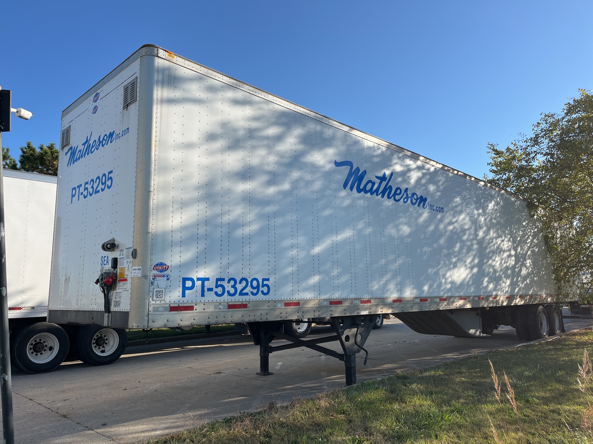 2017 Utility Trailer VS2DX 53 ft T/A Van Trailer