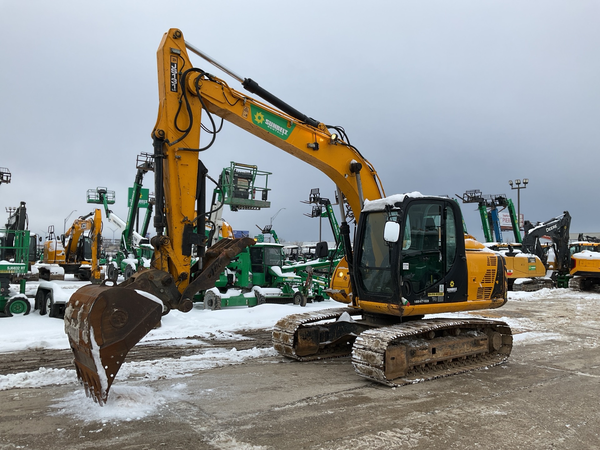 2019 JCB JS131LC Tracked Excavator