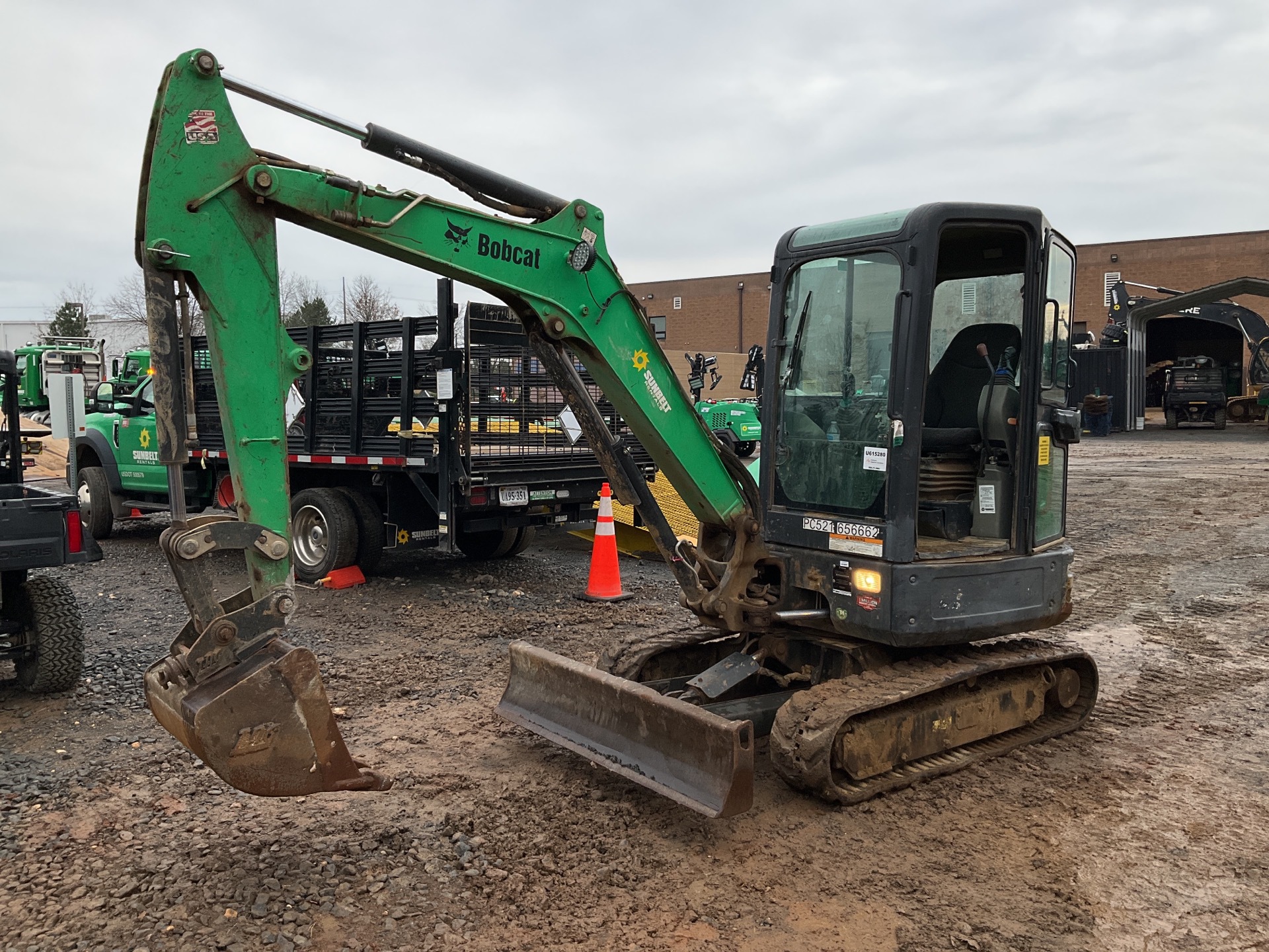 2014 Bobcat E32 Mini Excavator