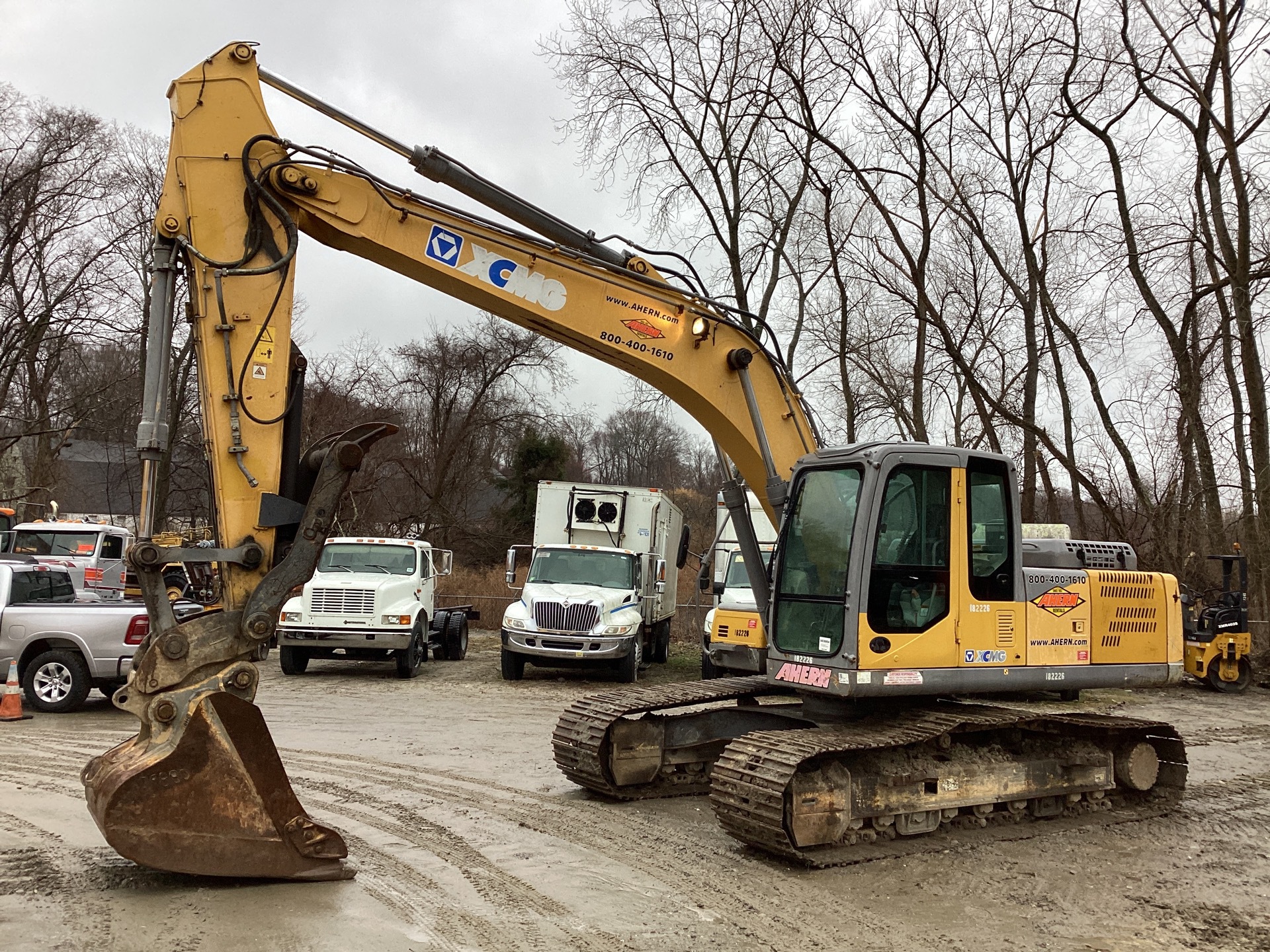 2016 XCMG XE210CU Tracked Excavator