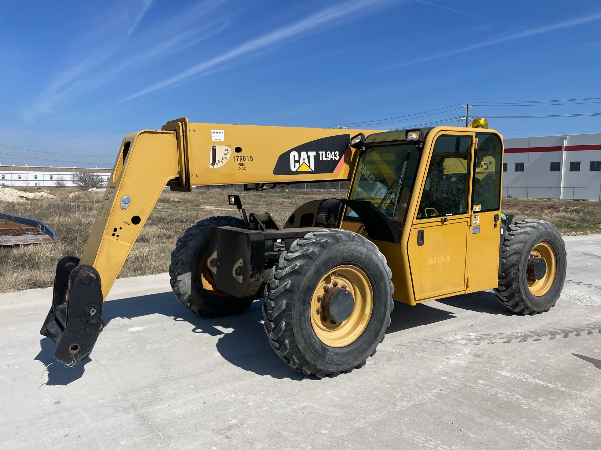 2007 Cat TL943 Telehandler