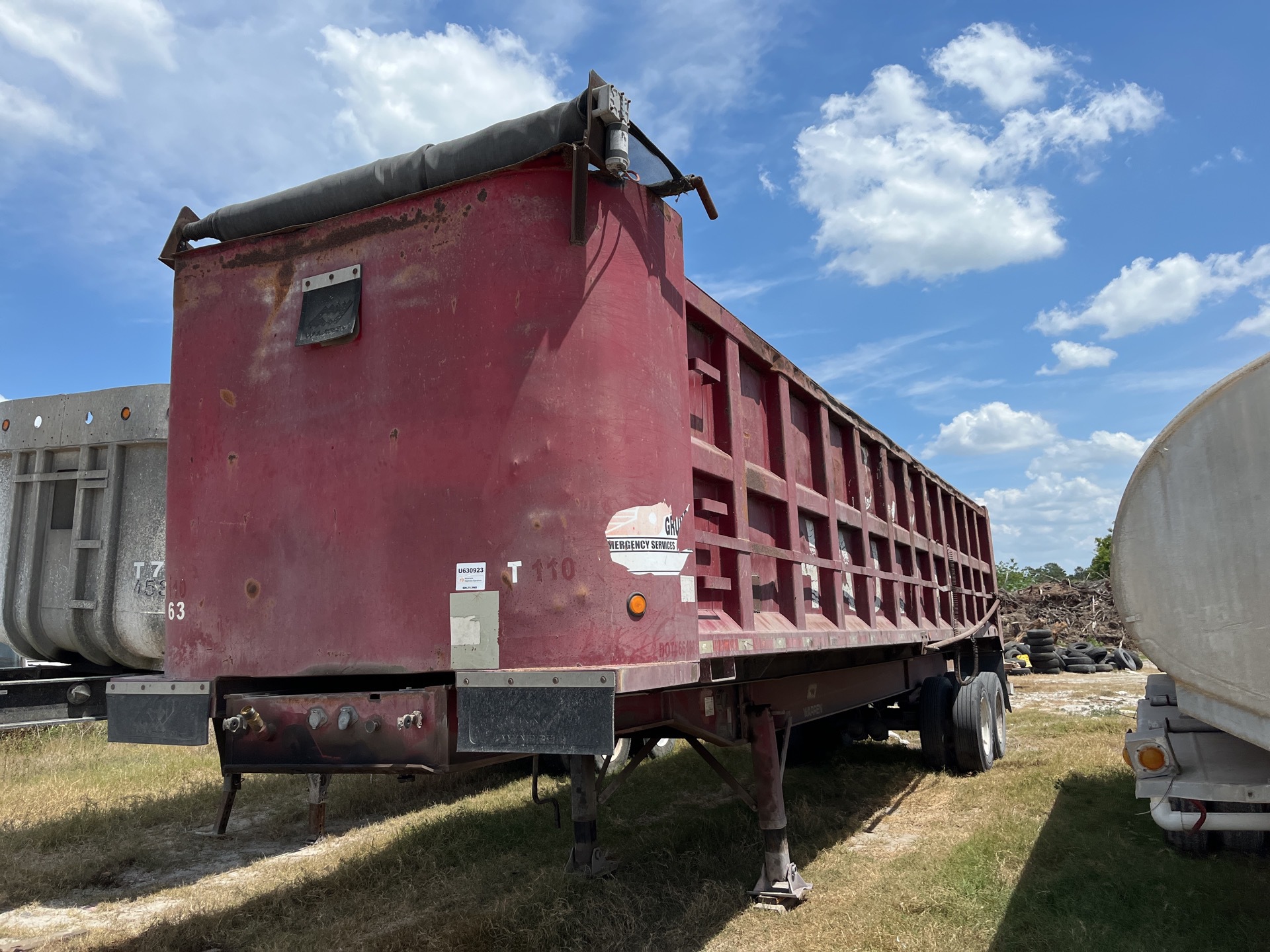 2006 Warren WRDT3434-2SS 34 ft T/A End Dump Trailer