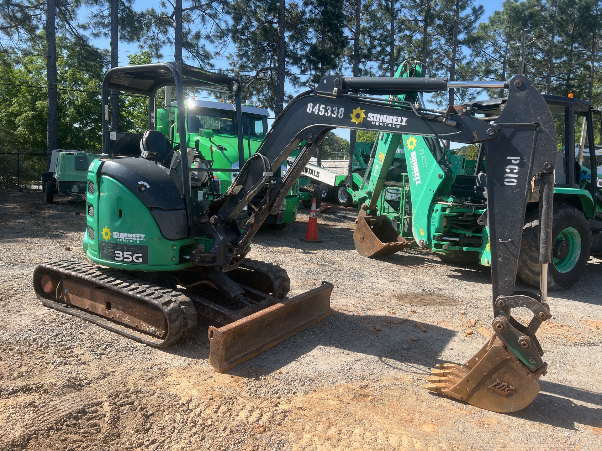 2016 John Deere 35G Mini Excavator