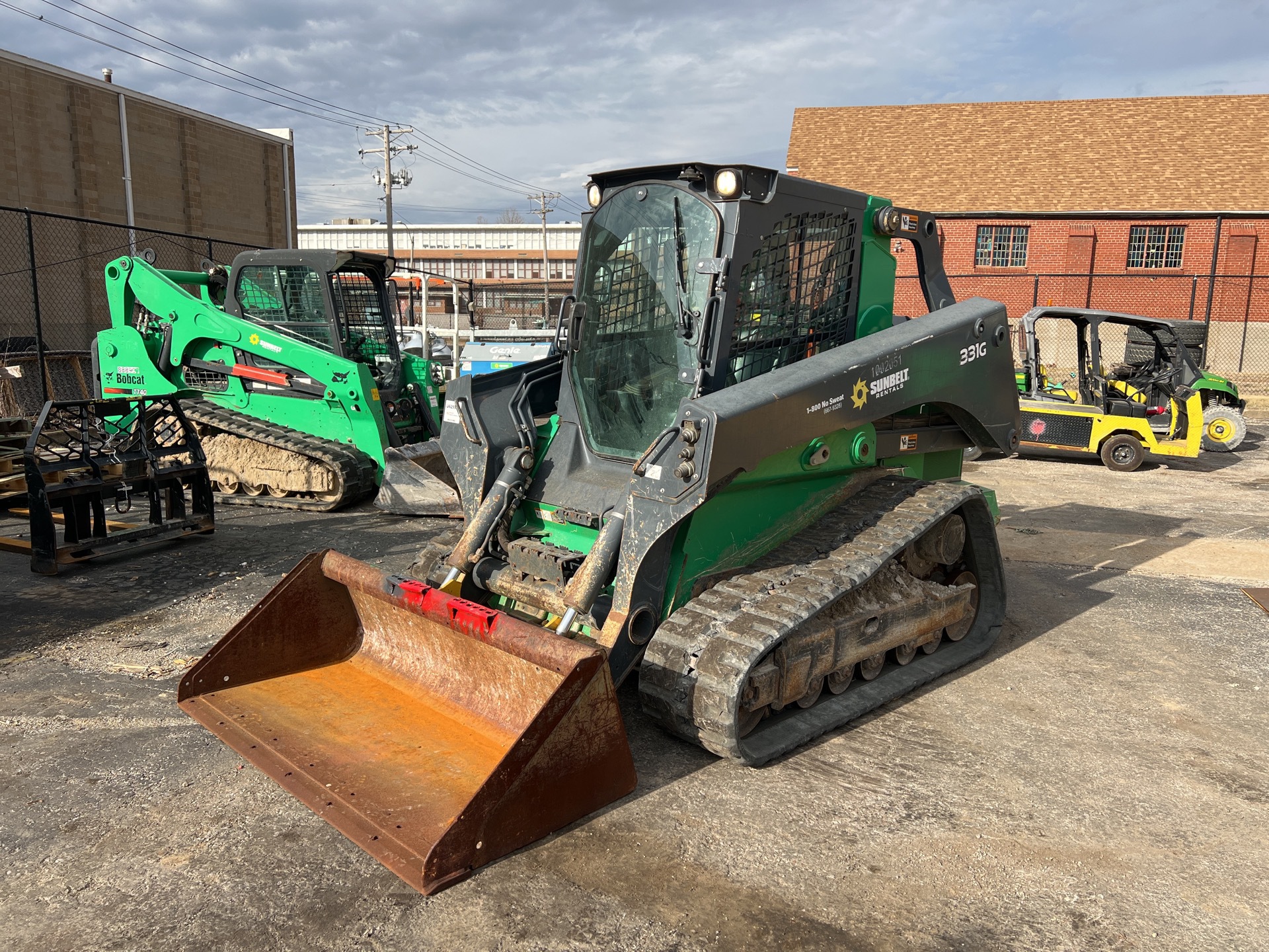 2017 John Deere 331G Compact Track Loader