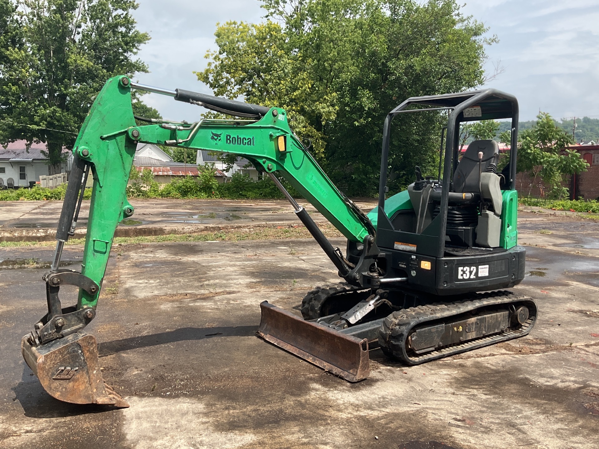 2011 Bobcat E32M Mini Excavator