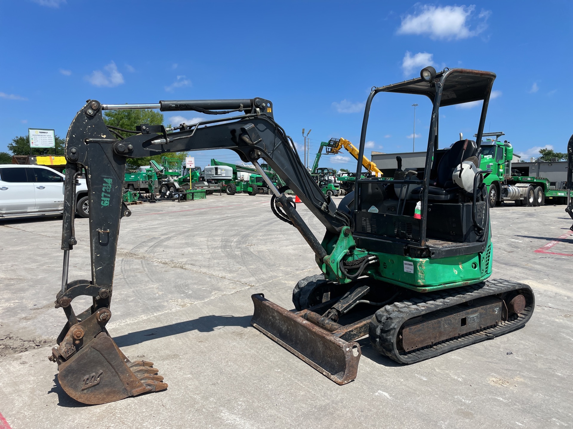 2014 John Deere 27D Mini Excavator