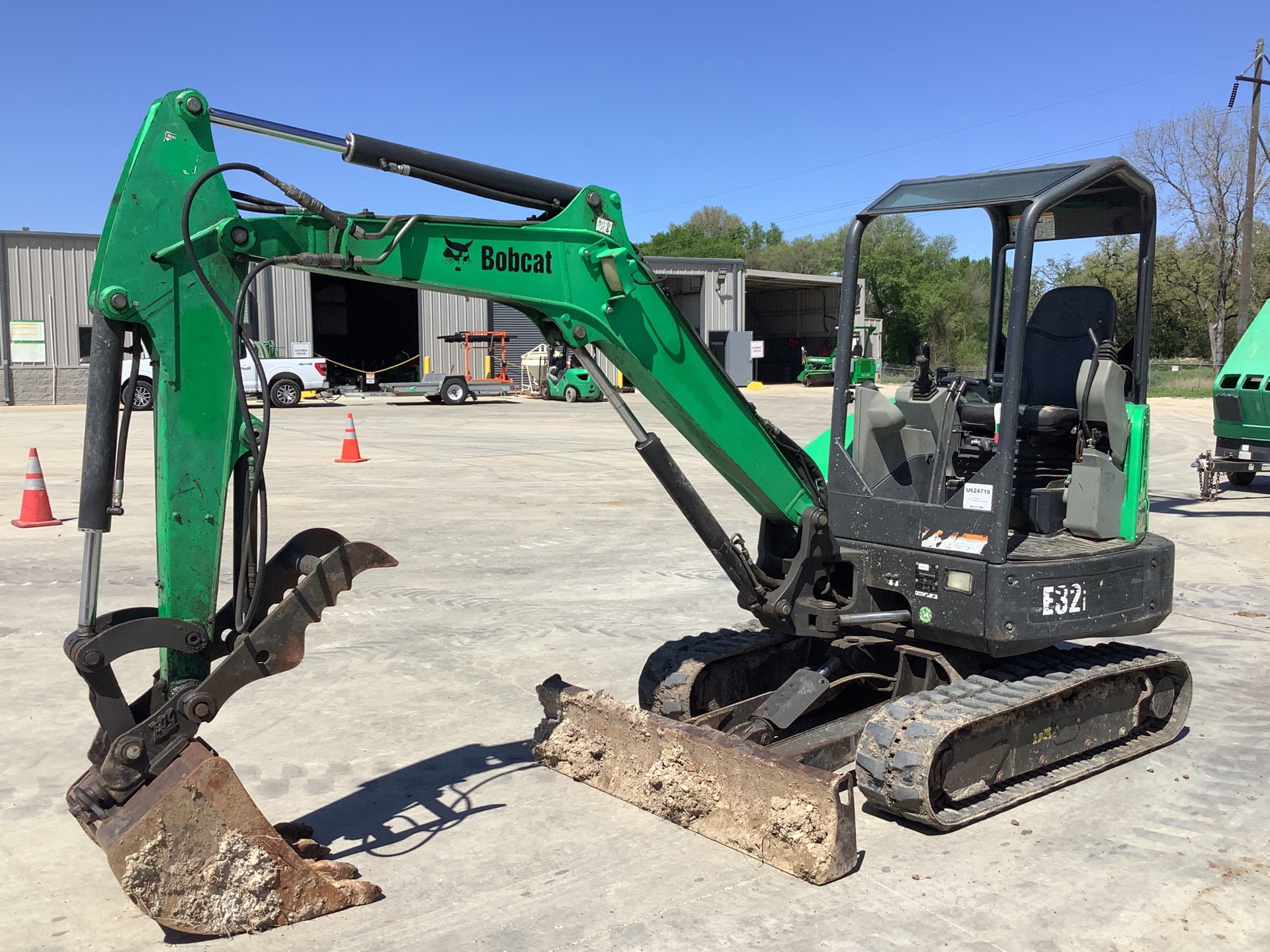 2016 Bobcat E32i Mini Excavator