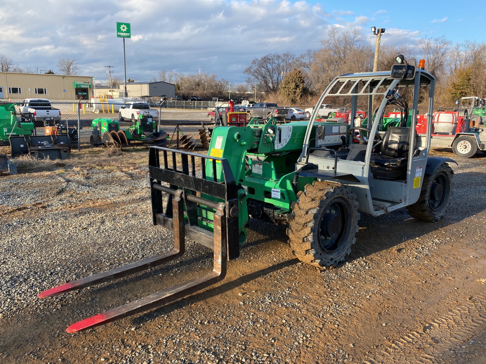 2014 Genie GTH-5519 Telehandler