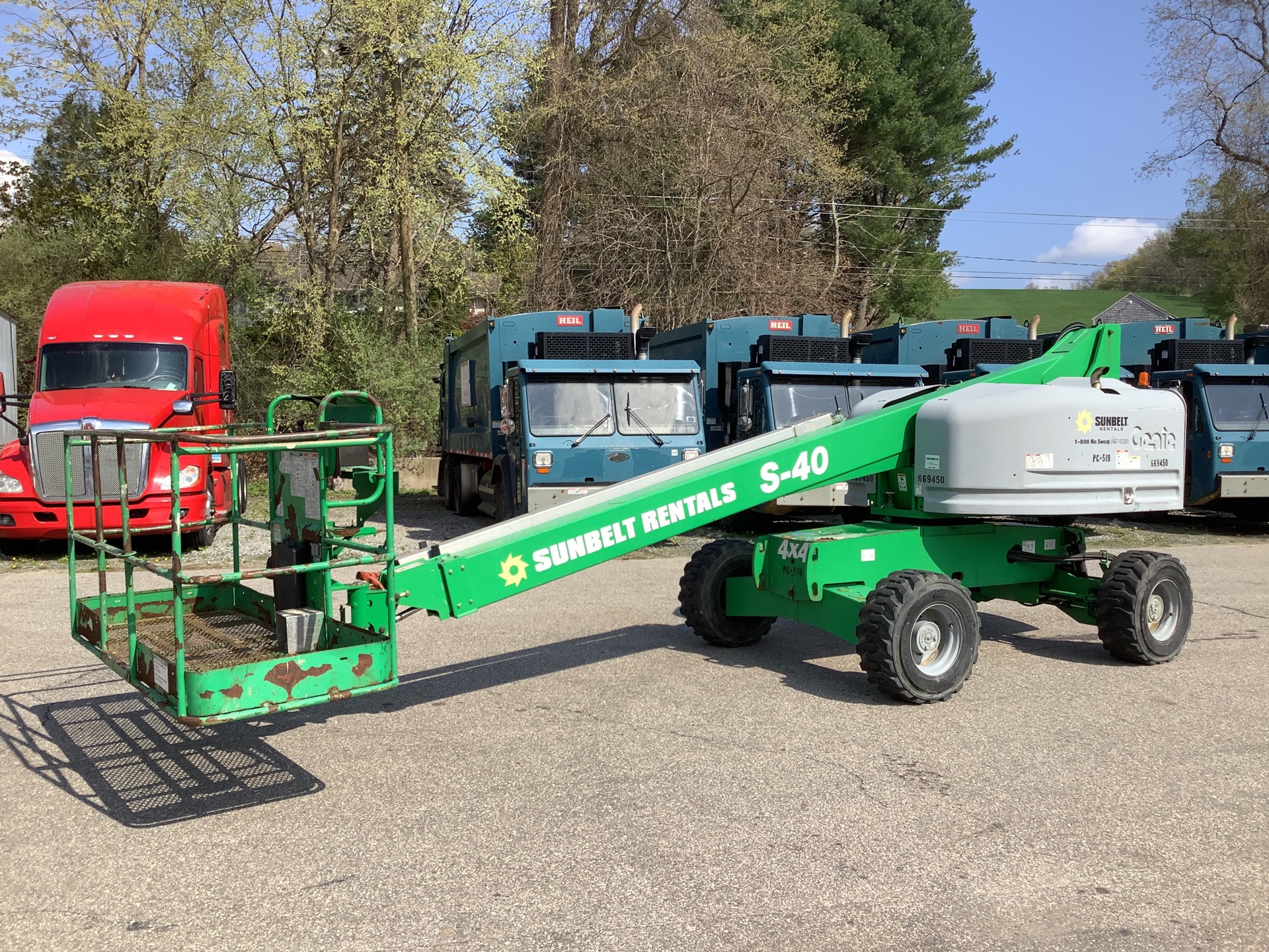 2015 Genie S-40 4WD Diesel Telescopic Boom Lift