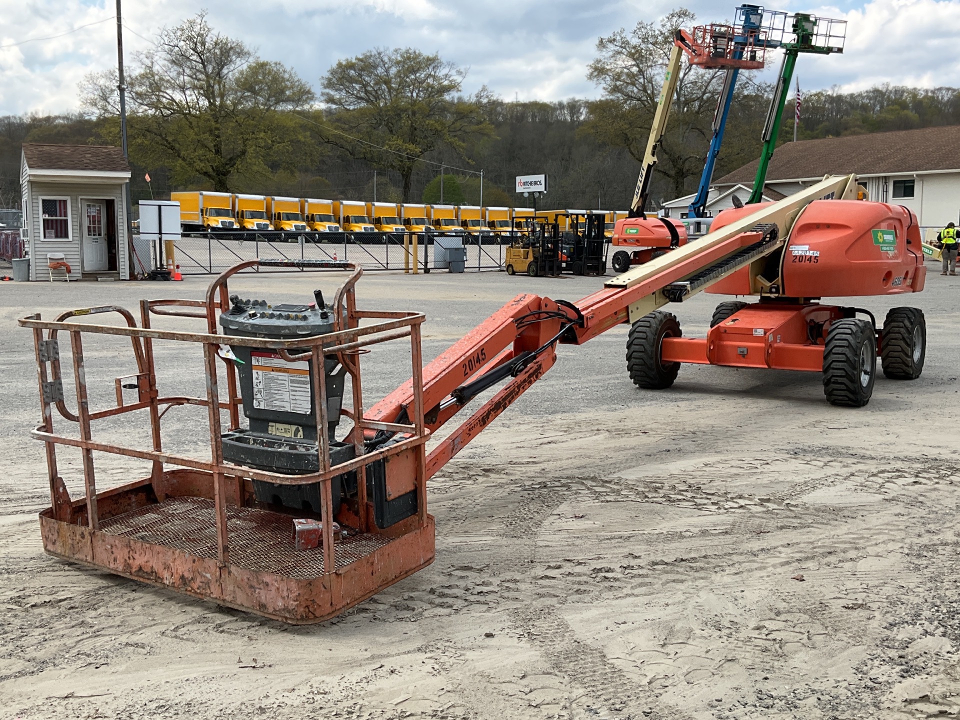 2009 JLG 460SJ 4WD Dual Fuel Telescopic Boom Lift