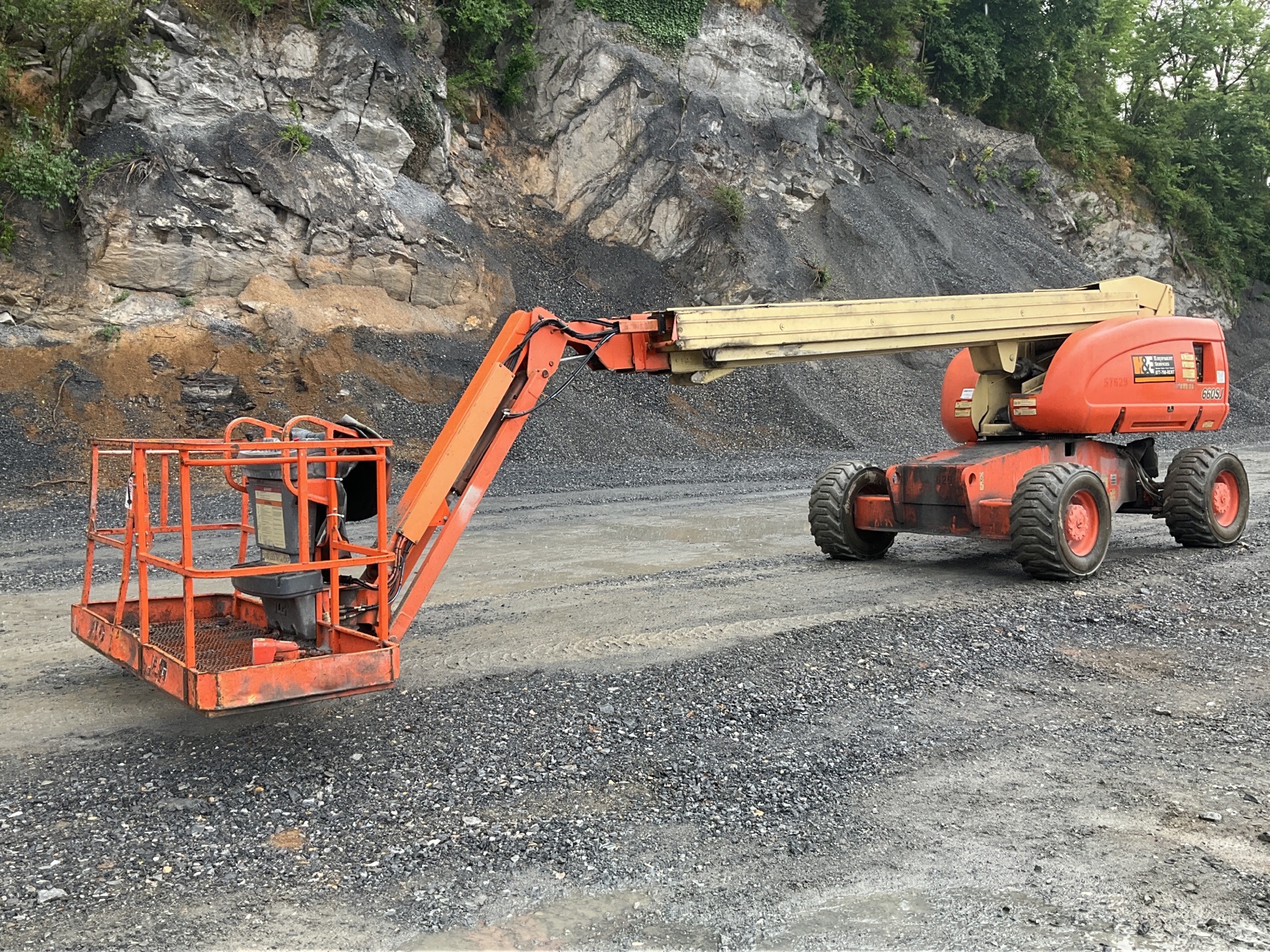 2001 JLG 660SJ 4WD Diesel Telescopic Boom Lift