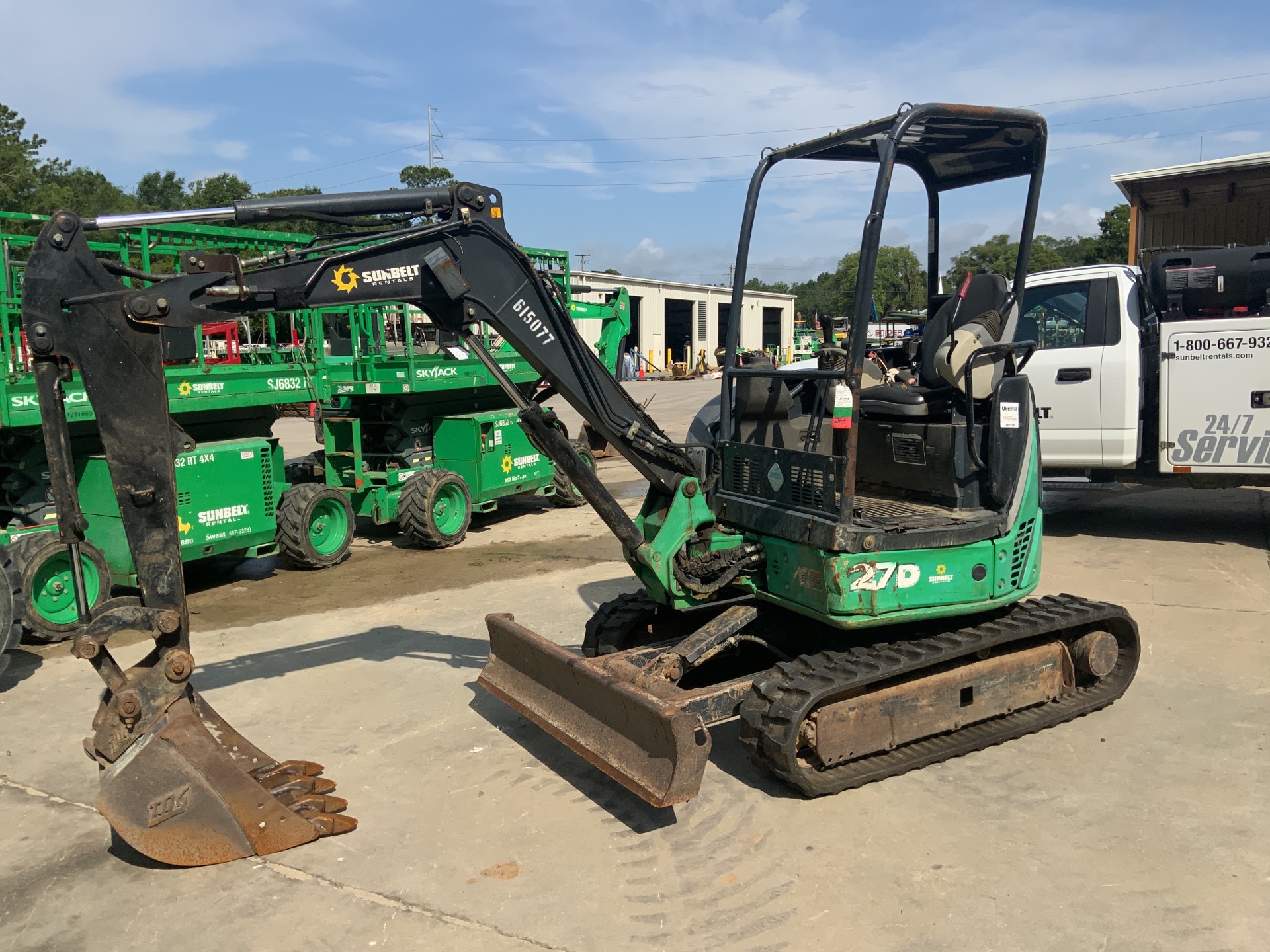 2014 John Deere 27D Mini Excavator