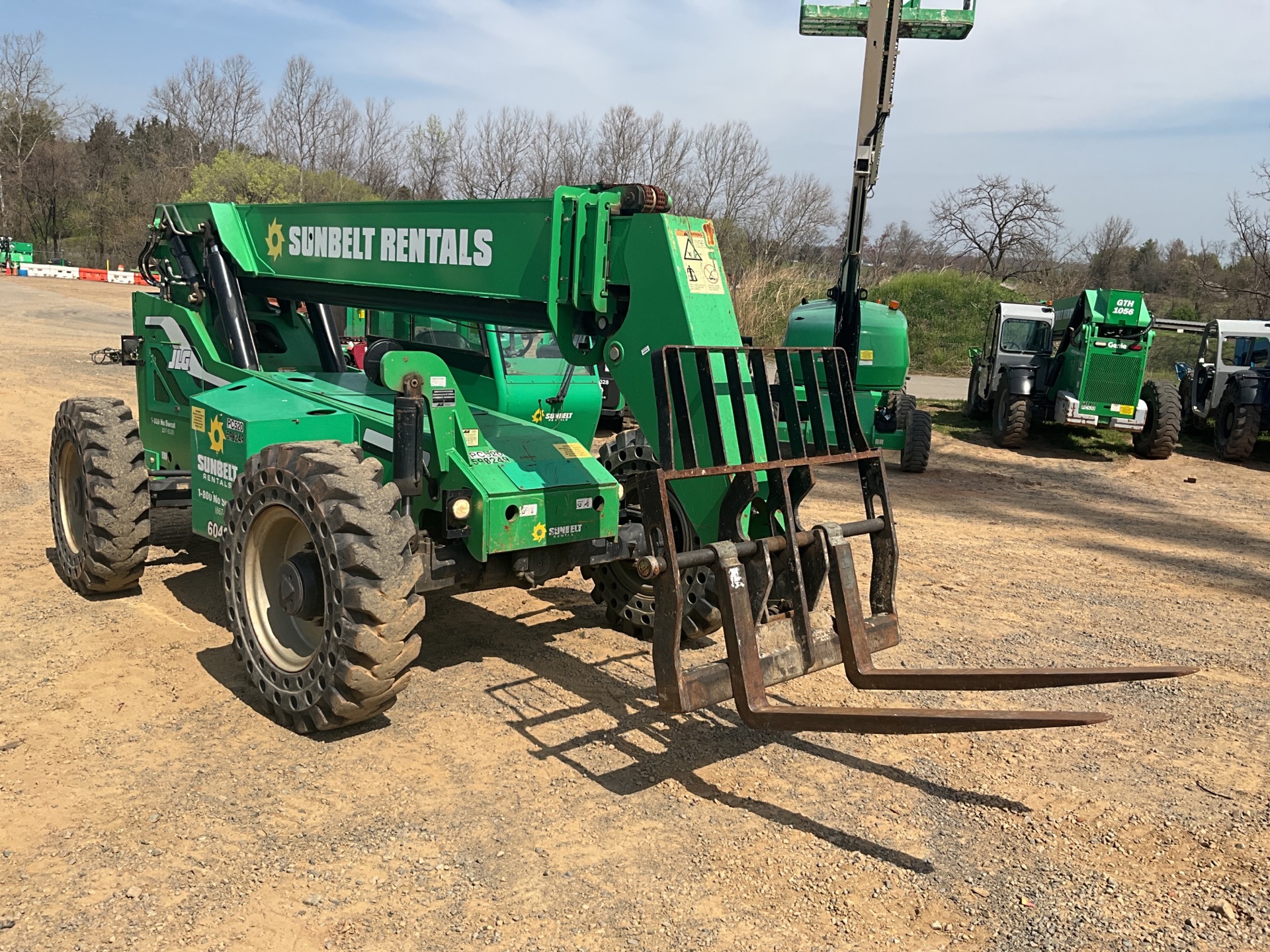 2014 SkyTrak 6042 Telehandler