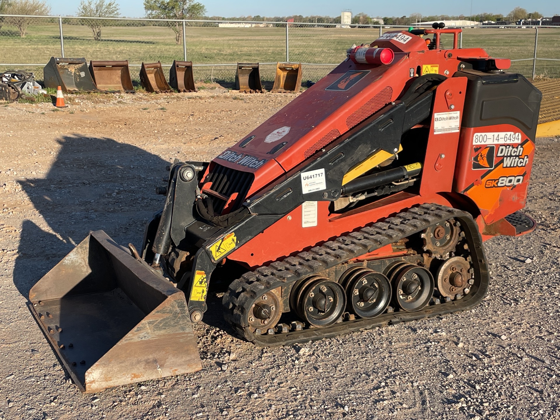 2017 Ditch Witch SK800 Compact Track Loader