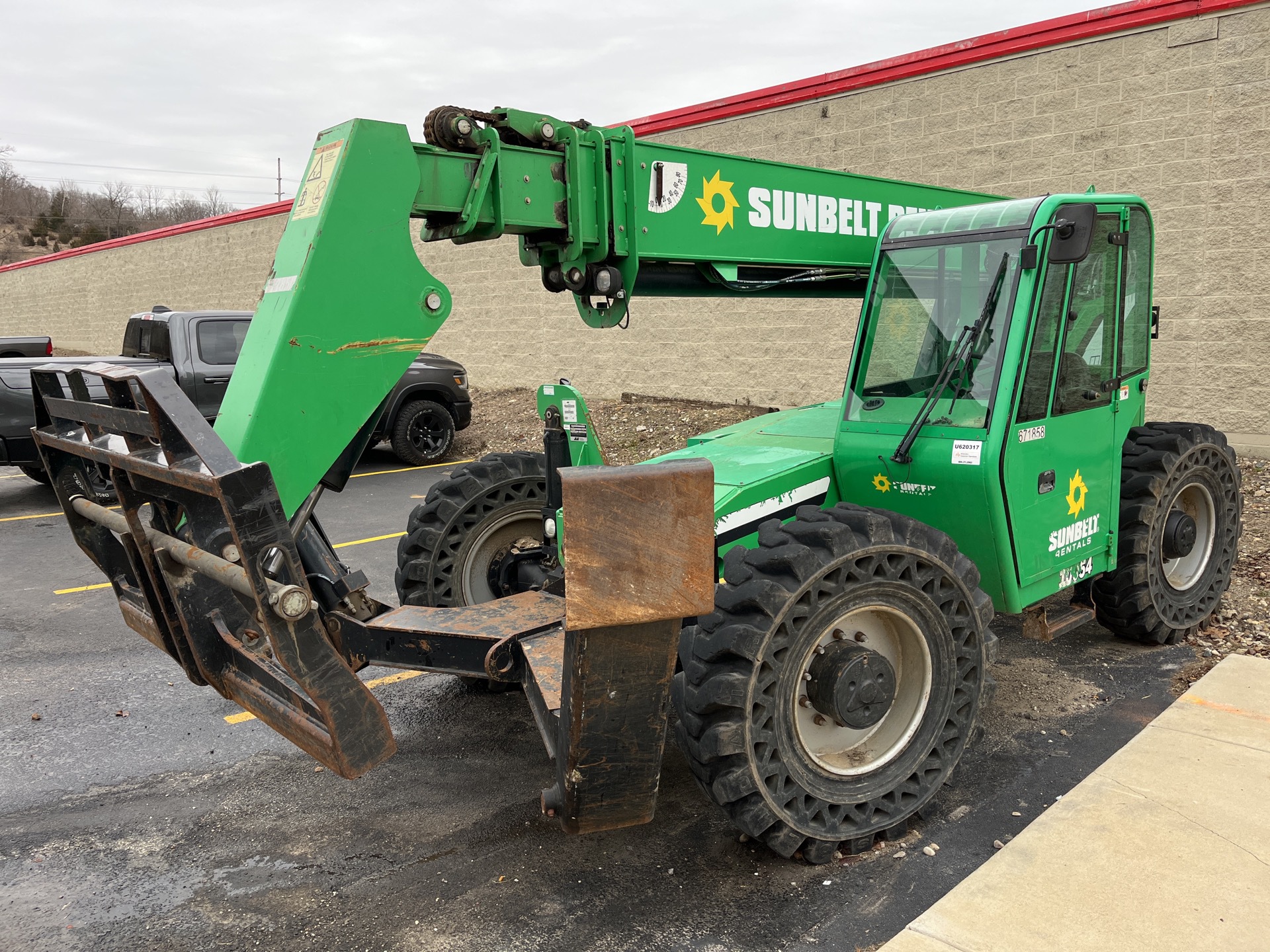 2015 SkyTrak 10054 Telehandler