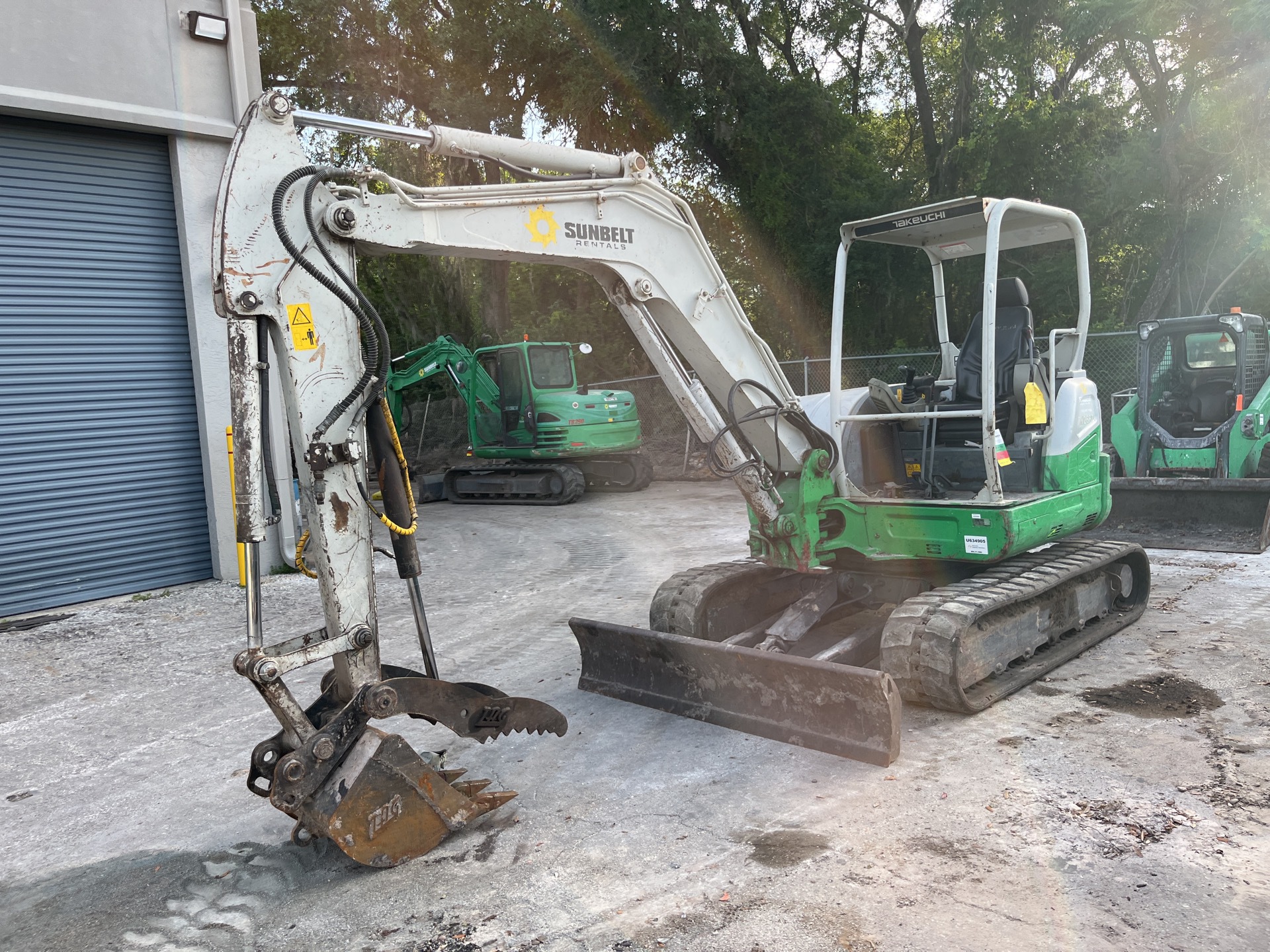 2015 Takeuchi TB260 Mini Excavator