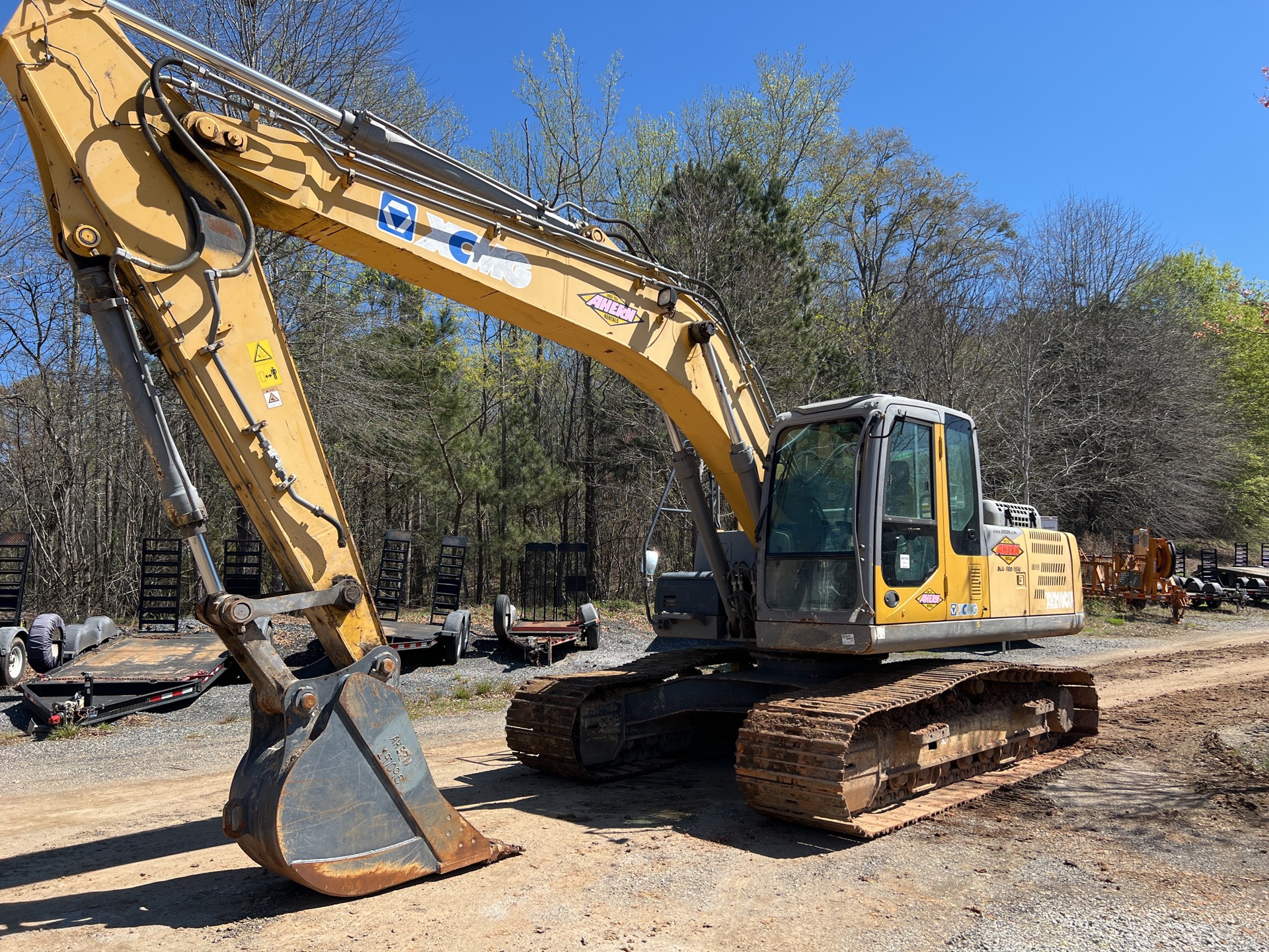 2014 XCMG XE210CU Tracked Excavator