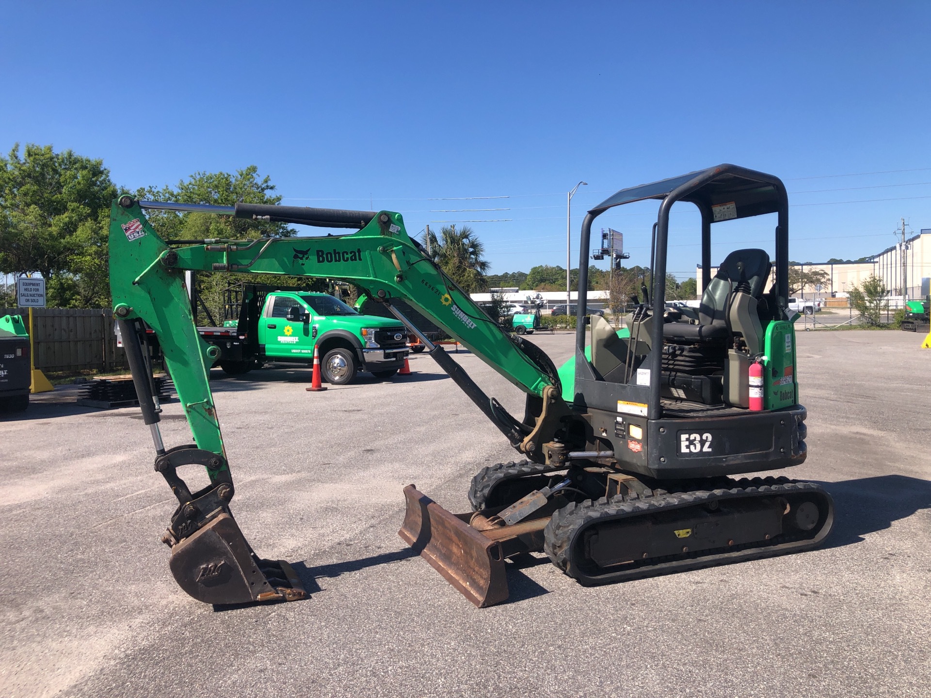 2015 Bobcat E32 Mini Excavator