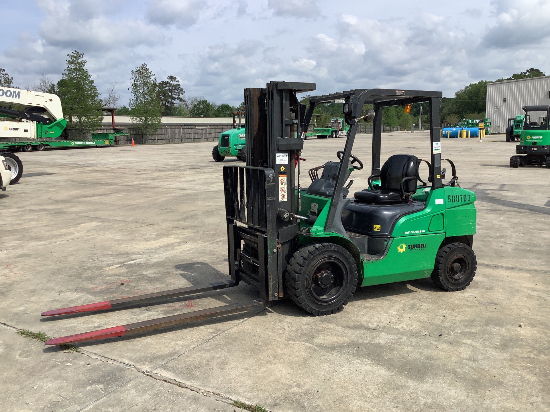 2013 Mitsubishi FG30N 5450 lb Pneumatic Tire Forklift