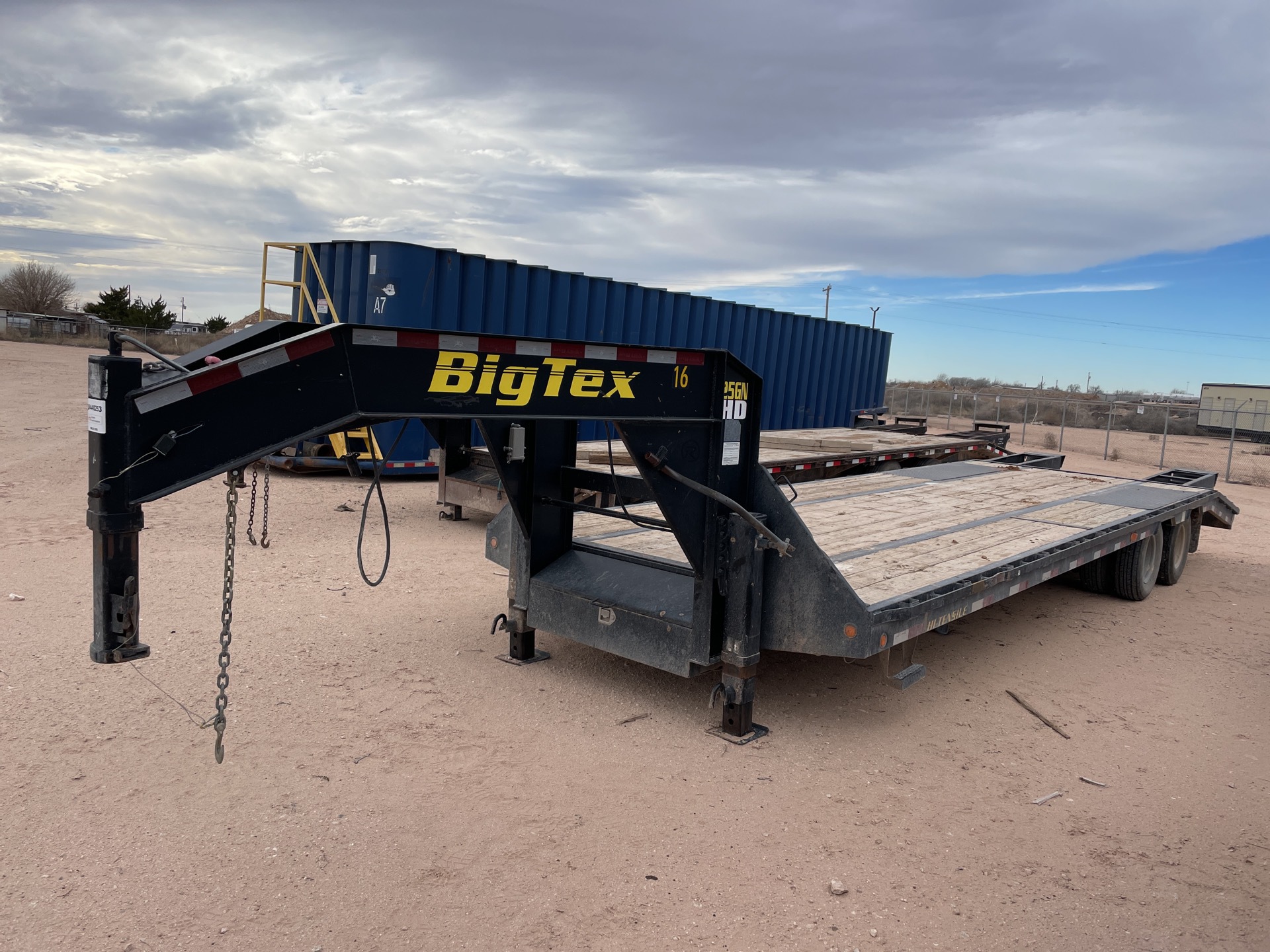 2015 Big Tex 25GN25BK5 25 ft T/A Gooseneck Equipment Trailer